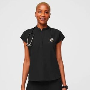 Rafaela Oversized Scrub Top in black- NWT